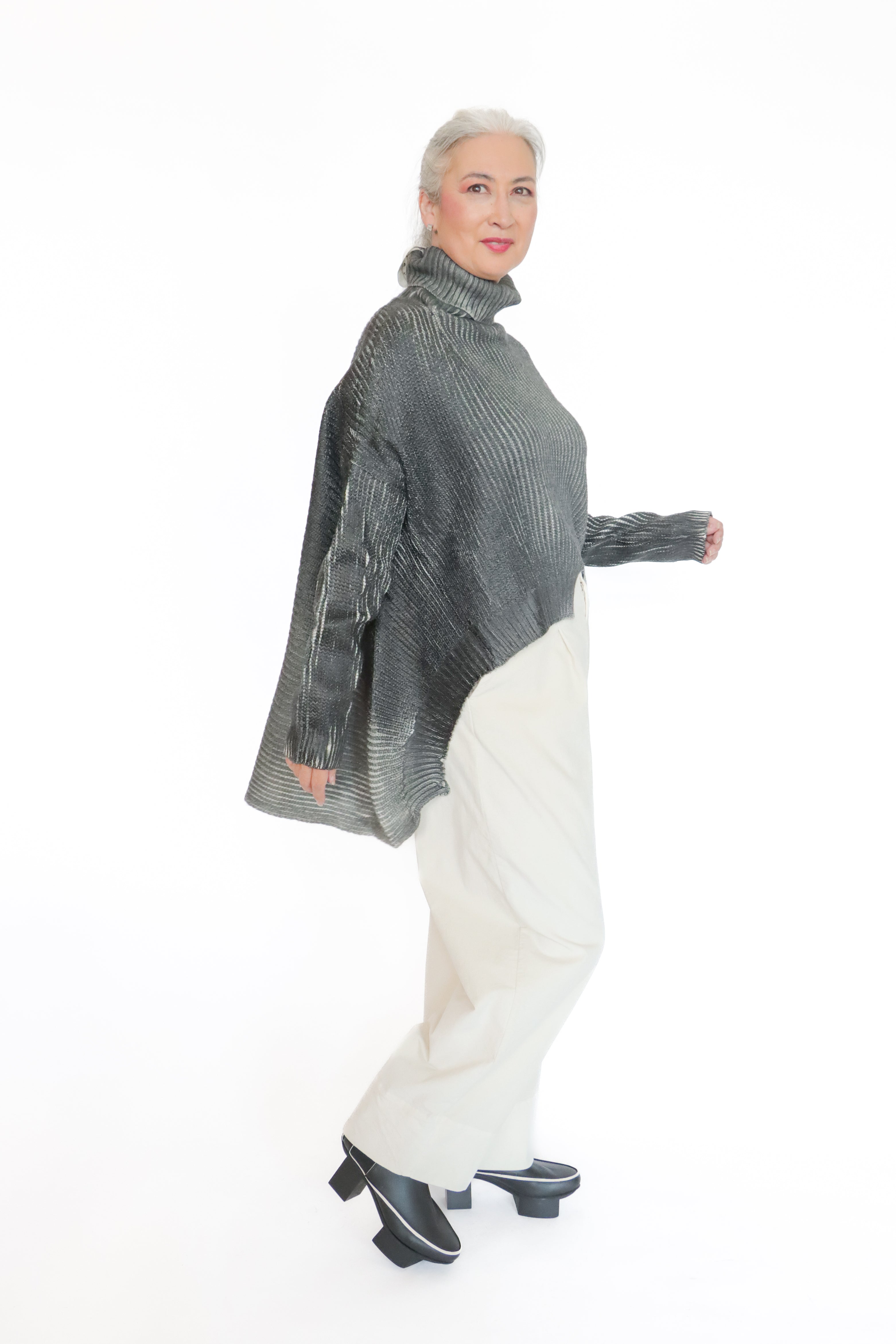 sanctamuerte S241 Sweater | ATELIER957