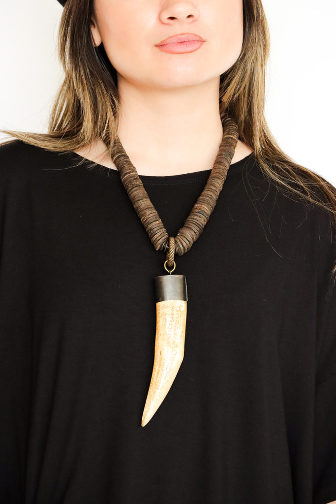 Mya Lambrecht Scrimshaw Necklace | ATELIER957