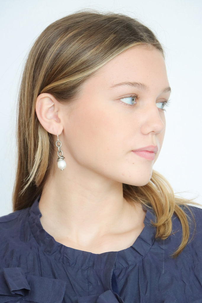 Mya Lambrecht Silver Pearl Drop Earrings | ATELIER957