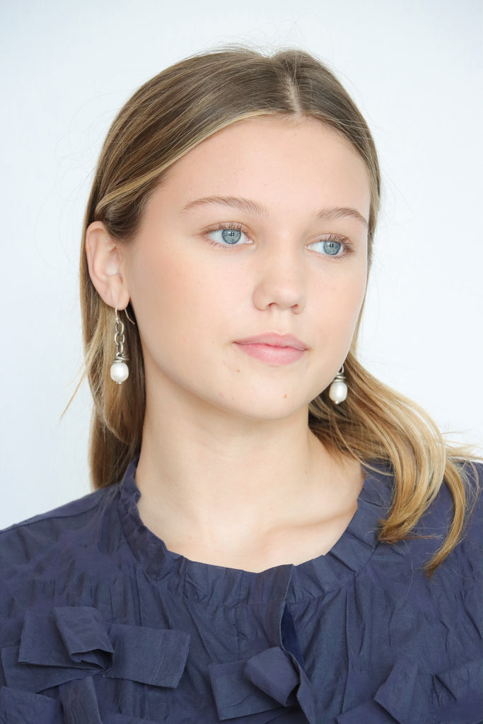 Mya Lambrecht Silver Pearl Drop Earrings | ATELIER957
