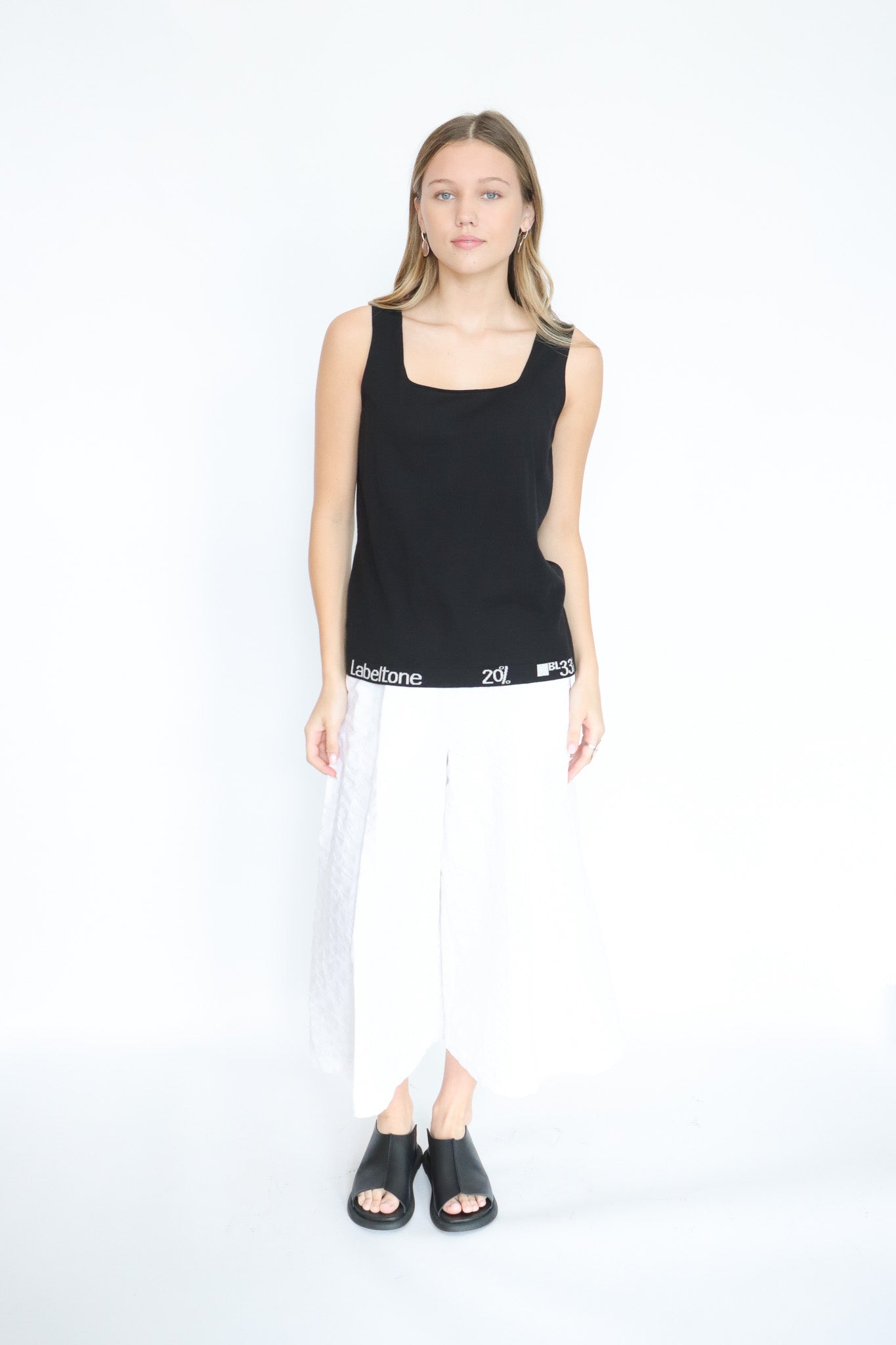 Rundholz Black Label 333 7404 Top I ATELIER957