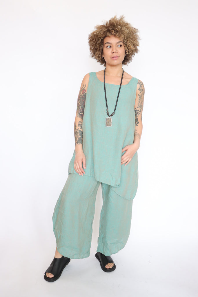 Krista Larson Basic Tank (2 Colors) I ATELIER957