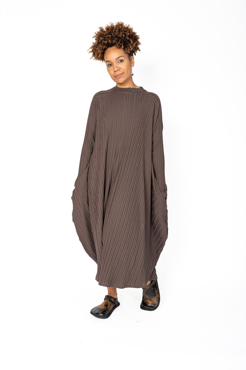 SORT AARHUS SA3123 Ribbed Dress | ATELIER957