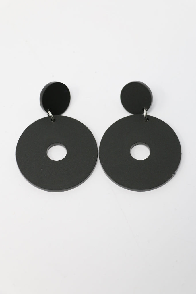 Takara Circle Dangle Earrings | ATELIER957