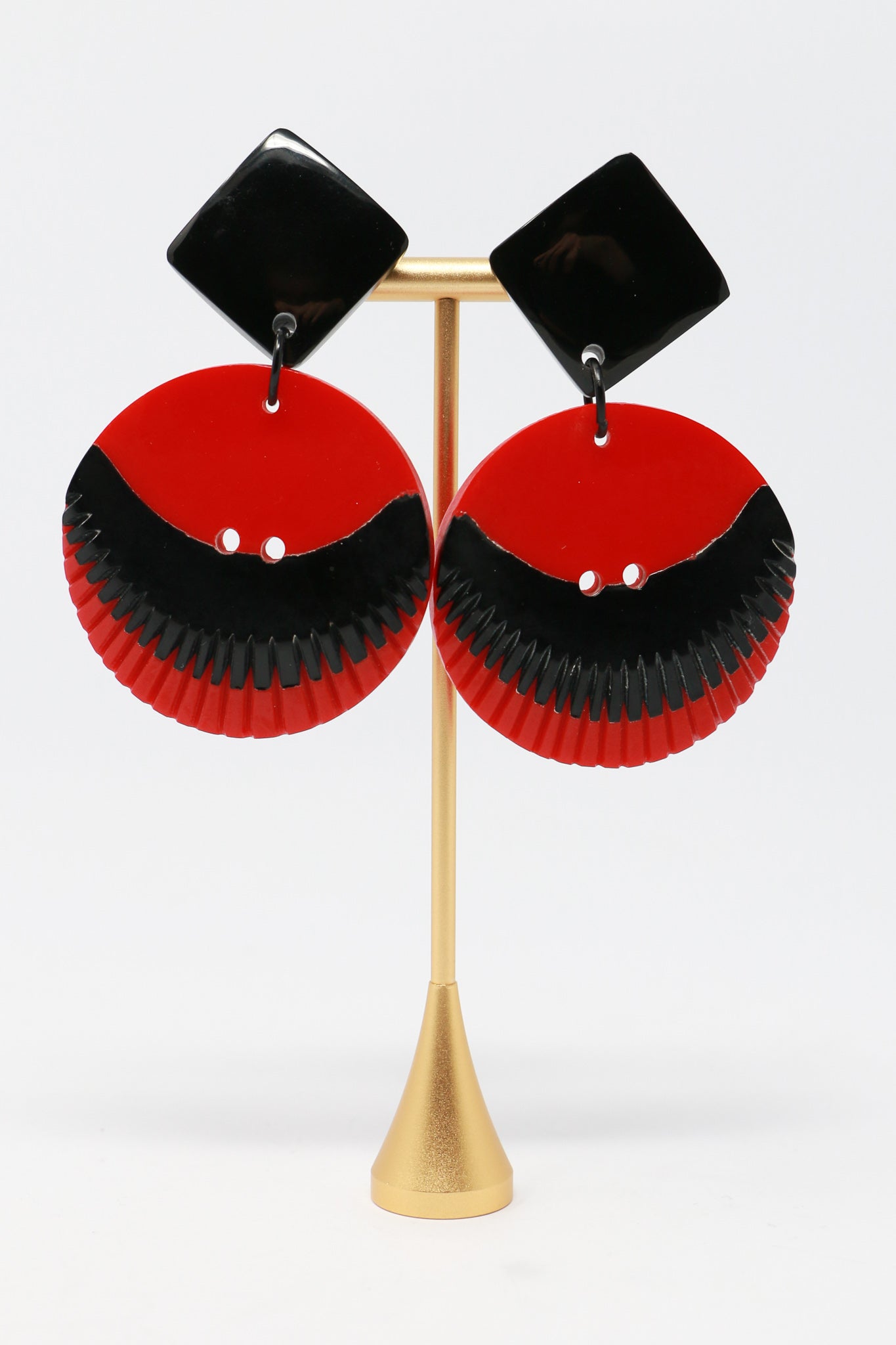 Sally Bass German Bakelite Clip-On Earrings | ATELIER957